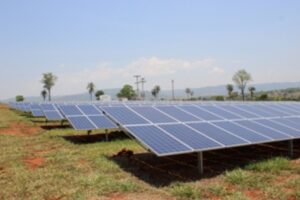 Produção de energia fotovoltaica quase triplica