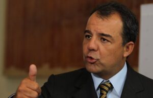 Ex-governador Sérgio Cabral é transferido de Bangu para Curitiba pela PF