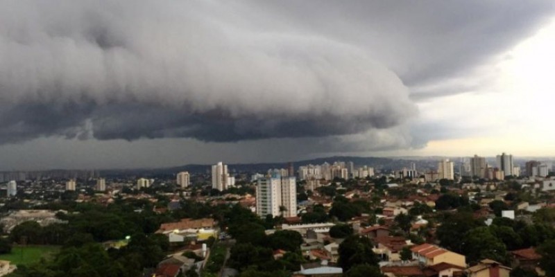 Pode chover nesta terça-feira em Goiás