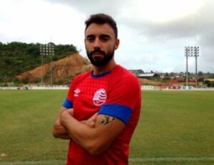 Gastón sofre acidente automobilístico