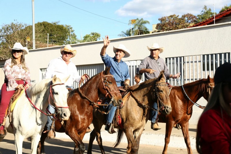 Vice-governador José Eliton participa das Cavalhadas