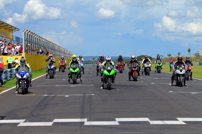 Mulheres têm entrada gratuita no Goiás Superbike