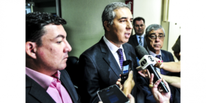 Zé Eliton acelera tramitação de restruturação do TJ-GO