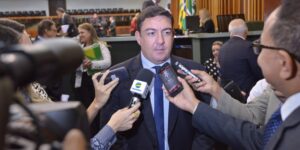 Plataforma digital Opine aproxima  Legislativo do cidadão