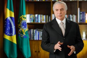 Temer diz que poderá haver salvaguardas a trabalhadores na terceirização