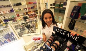 Quase 50 mil goianos empregados