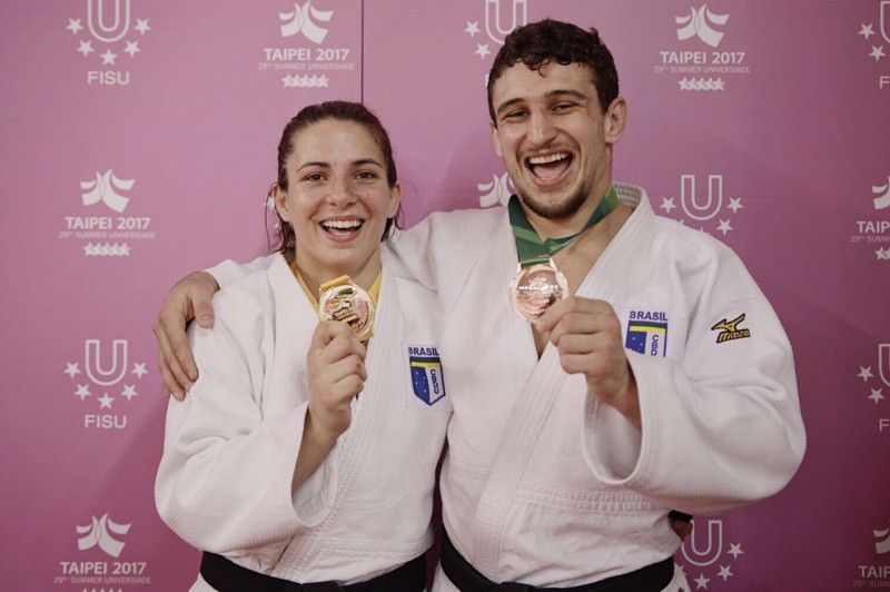 Brasil garante mais duas medalhas no judô da Universíade