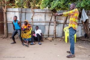 Teatro leva esperança para refugiados na República Democrática do Congo