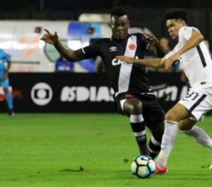 Reservas protagonizam vitória do Corinthians