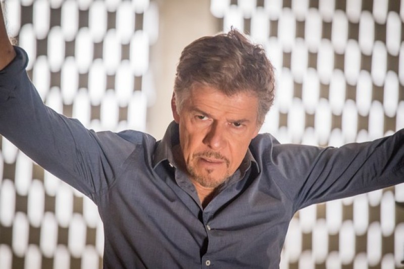 Globo suspende José Mayer; atrizes fazem protesto nas redes sociais