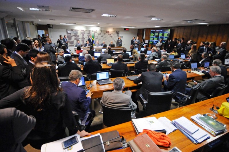 Reforma trabalhista é aprovado na Comissão de Assuntos Econômicos