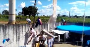 Quatro presos continuam foragidos e seis internados