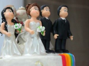 CCJ aprova projeto que reconhece união estável homoafetiva