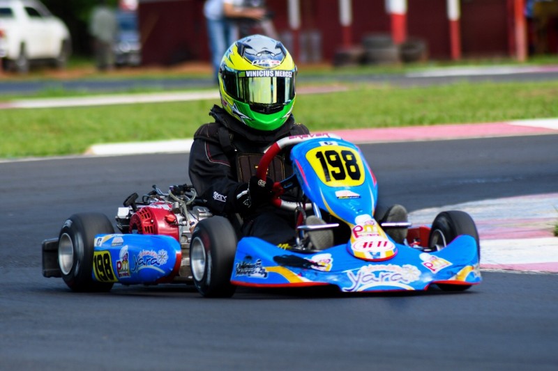 Goiano leva título em Campeonato de Kart estadual