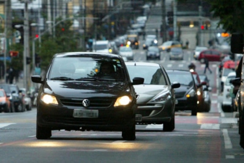 Mais de mil motoristas são multados nas BRs no fim de  semana