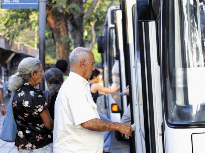 Idosos estão livres de recadastramento na Grande Goiânia