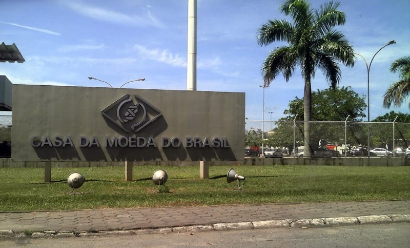 Polícia Federal cumpre mandados por fraudes na Casa da Moeda