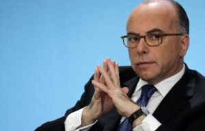 Ministro do Interior é nomeado primeiro-ministro da França