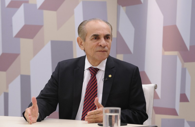 STF é alvo de críticas por Lei da Ficha Limpa