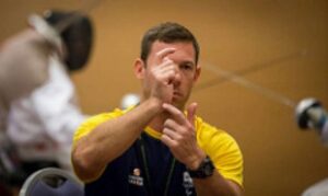 Equipe de Ivan Schwantes fica em oitavo lugar no florete