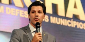 Daniel defende criação de fundo estadual para atender municípios