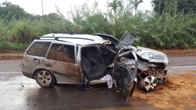 Colisão entre veículos mata idoso na BR 153