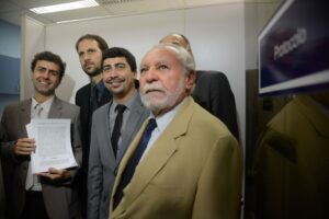 PSOL pede impeachment de Pezão e de vice