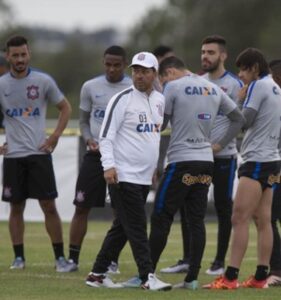 Timão espera aumentar vantagem