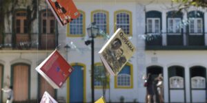 Dias de glória  para a literatura