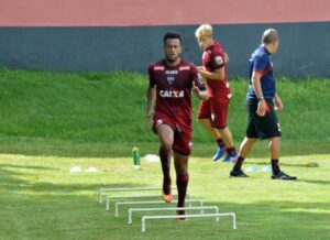 Atlético apresenta novos jogadores