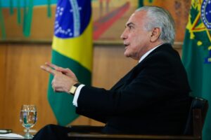 Temer sanciona documento único