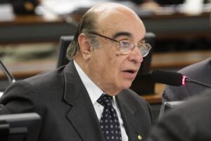 Leitura de parecer sobre segunda denúncia contra Temer deve ocorrer às 15h