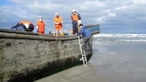 Japão encontra no mar oito corpos