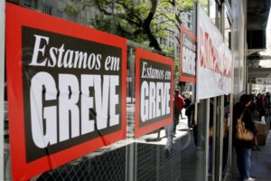 Greve dos bancários completa 30 dias e bate recorde histórico