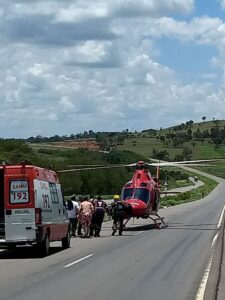 Vítima de acidente grave em Ipameri é transferida de helicóptero à Goiânia