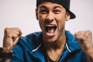 Neymar Jr. chega a 30 milhões de seguidores no Twitter