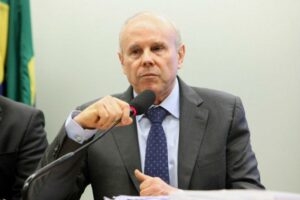 Ex-ministro da Fazenda Guido Mantega é preso na 34ª fase da Lava-jato