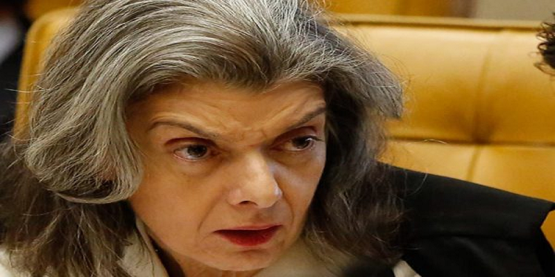 Cármen Lúcia autoriza corte de ponto de auditores fiscais