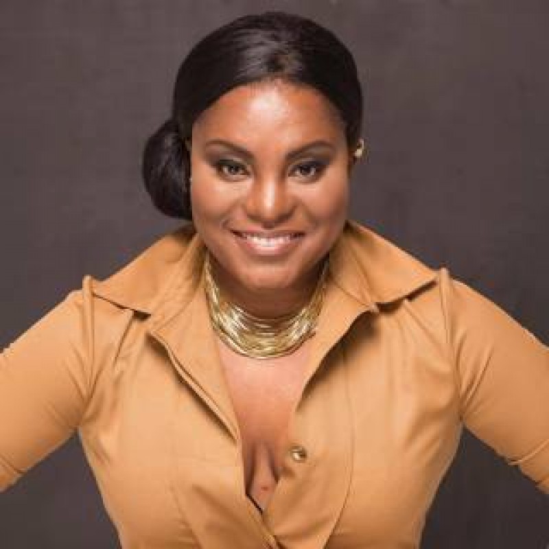 Karin Hils comemora euforia de fãs com retorno de Rouge