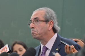 Janot pede também a prisão de Eduardo Cunha