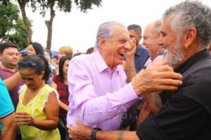 Iris sai em defesa de secretária da Saúde e faz críticas para apoiadores do Paço