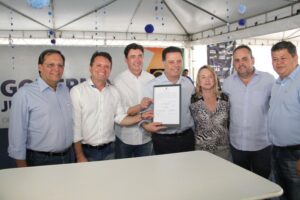 Marconi anuncia distrito industrial em Caldas Novas