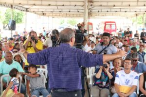 Zé Eliton inicia nova fase do Goiás na Frente visitando cidades do inte