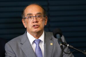 AMB reage a declarações de Gilmar Mendes sobre salários de juízes e Lava Jato