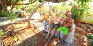 Moradores do Residencial Rio Verde constroem praça