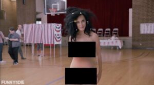 Katy Perry fica nua em campanha a favor de Hilary