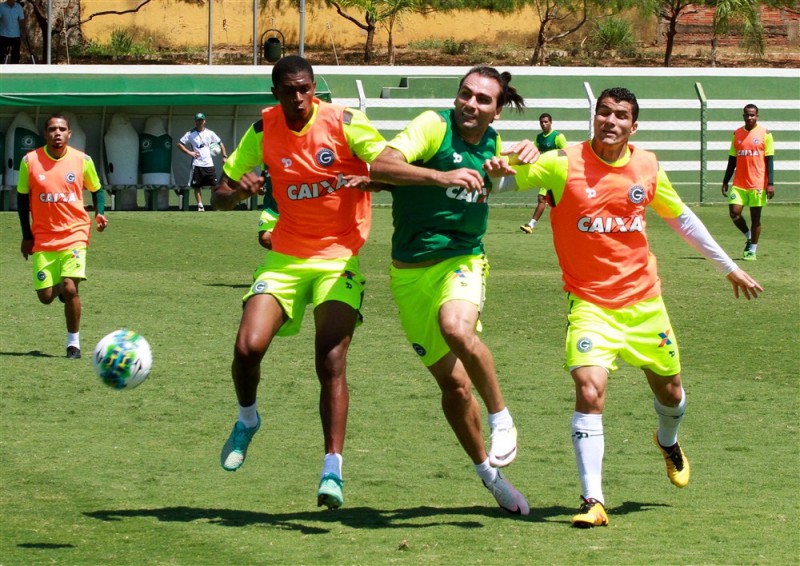 Léo Gamalho está com pontaria calibrada no Goiás