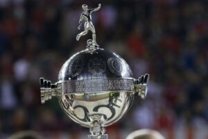 Final da libertadores continua com dois jogos