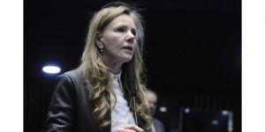 Senadores querem CPI para investigar Petrobras