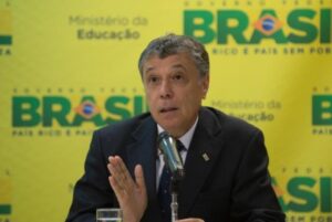 Presidente do Inep pede demissão